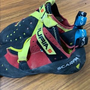 Scarpa Furia S climbing shoes size 44.5